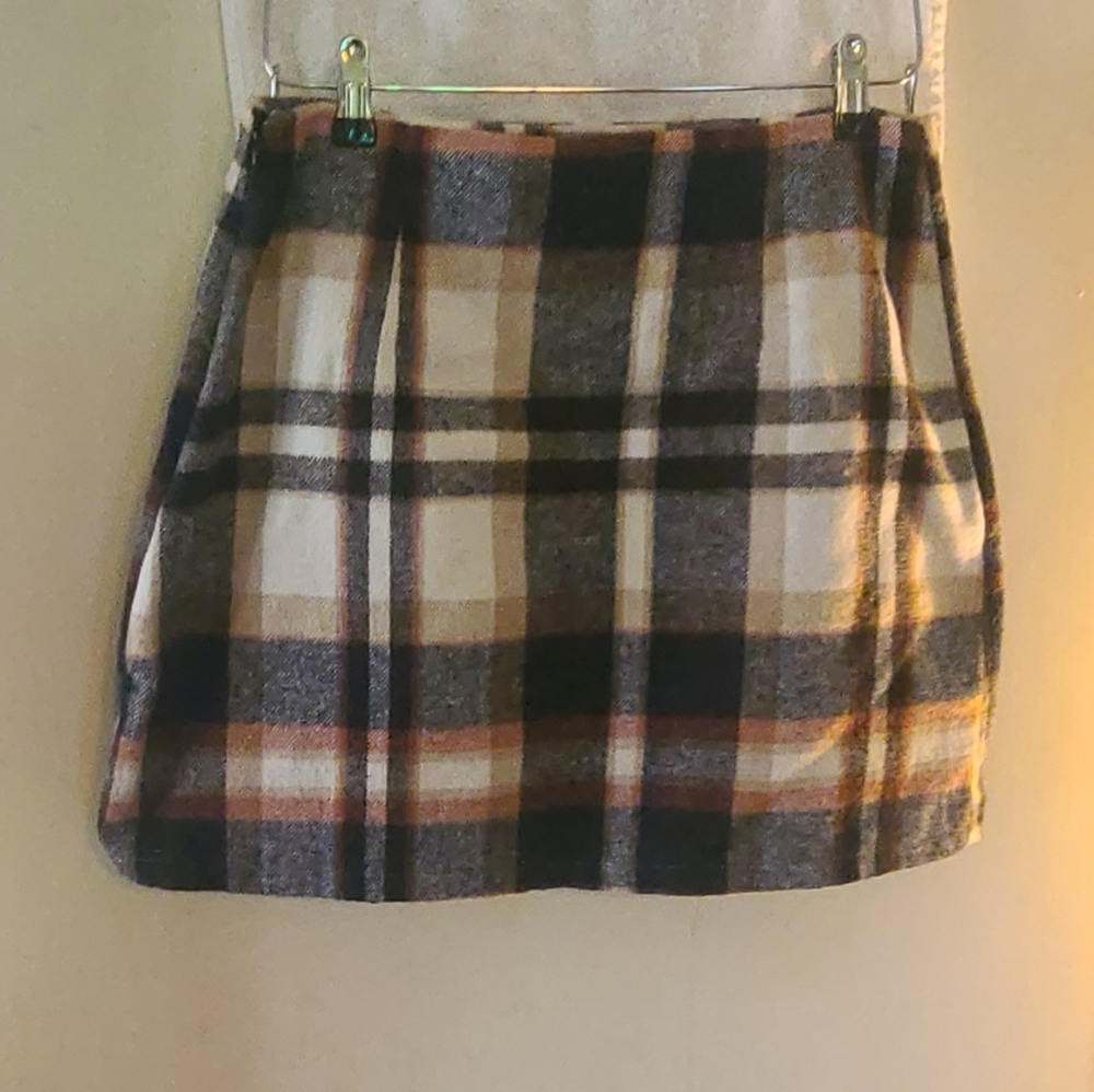 SHEIN Plaid Mini Skirt in Cream, Brown & Black